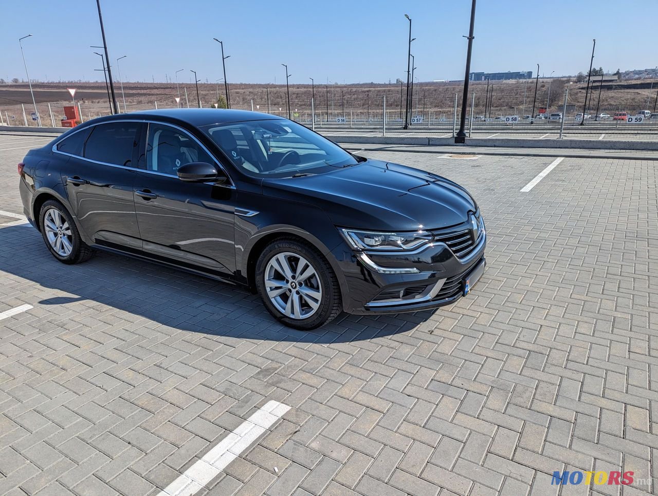 2017' Renault Talisman photo #2