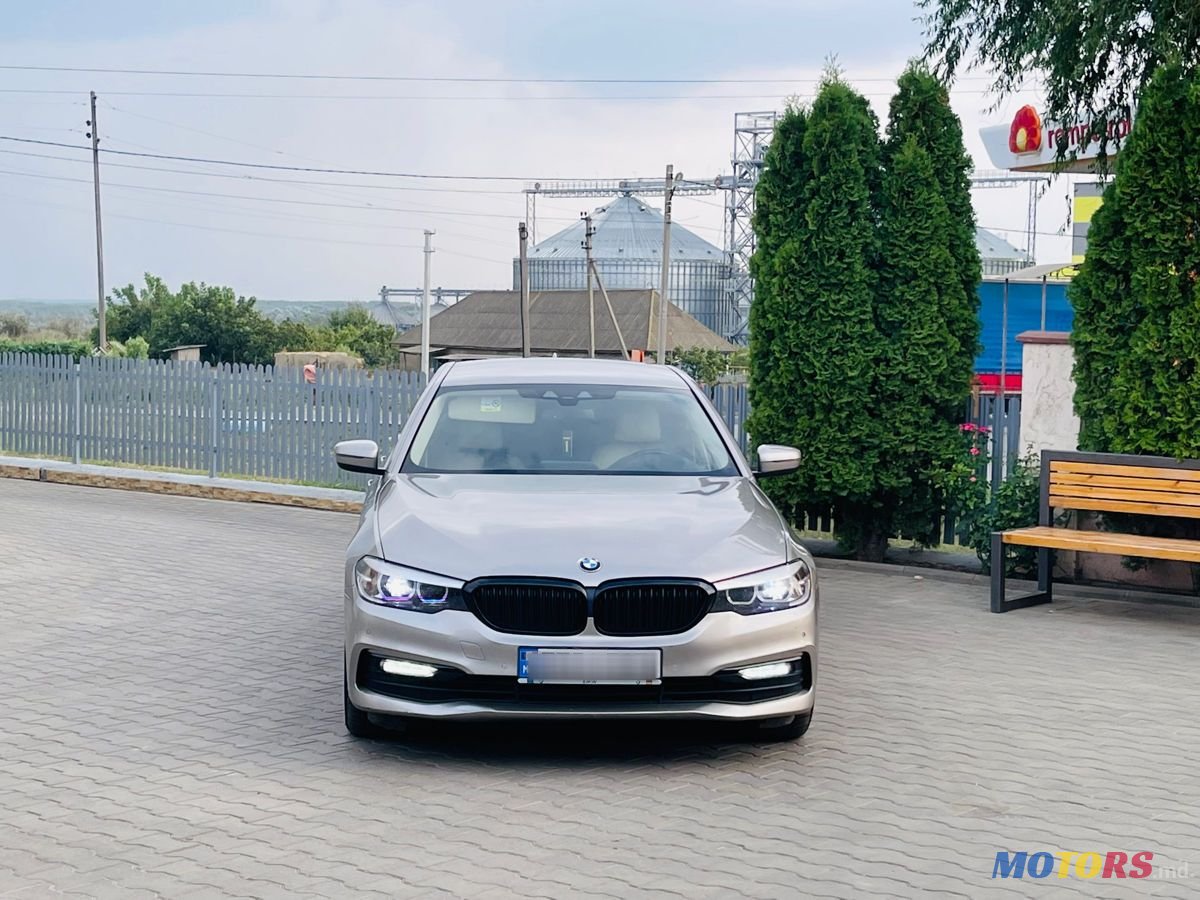 2017' BMW 5 Series photo #3
