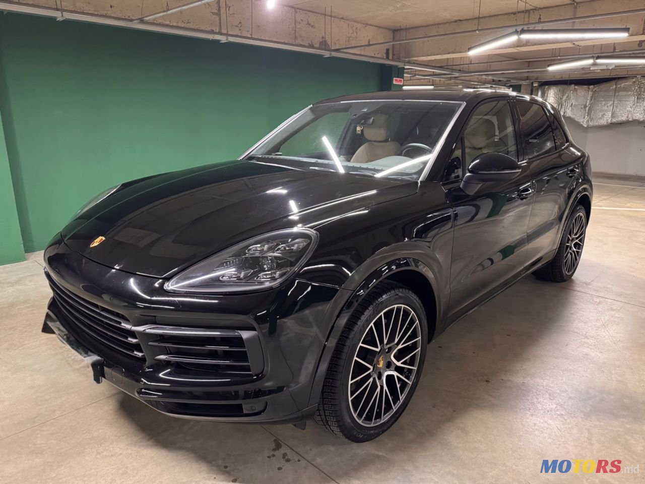 2021' Porsche Cayenne photo #5