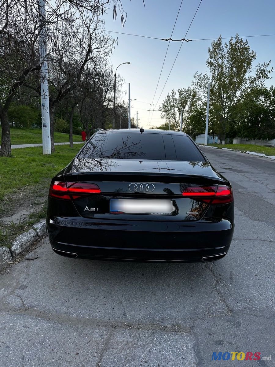 2016' Audi A8 photo #5
