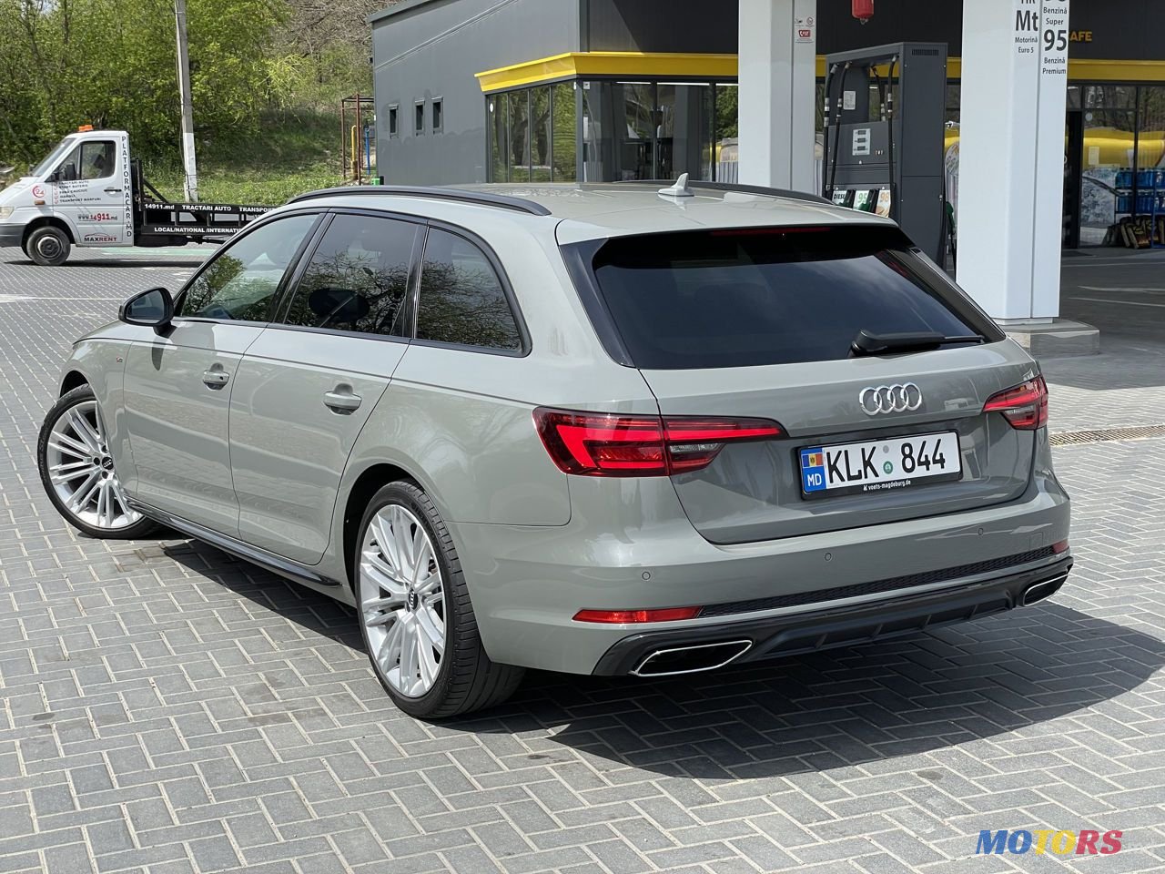 2019' Audi A4 photo #4