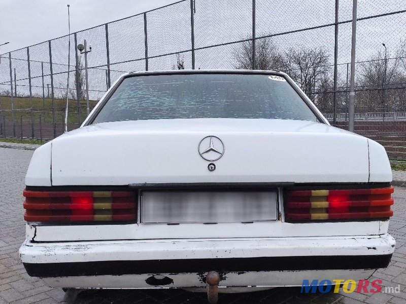 1988' Mercedes-Benz 190 photo #2