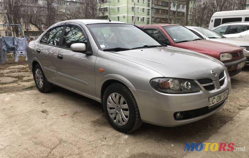 2004' Nissan Almera photo #3