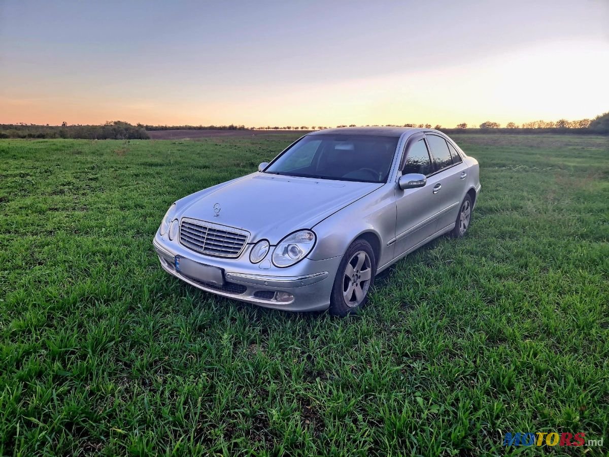 2005' Mercedes-Benz E-Class photo #1