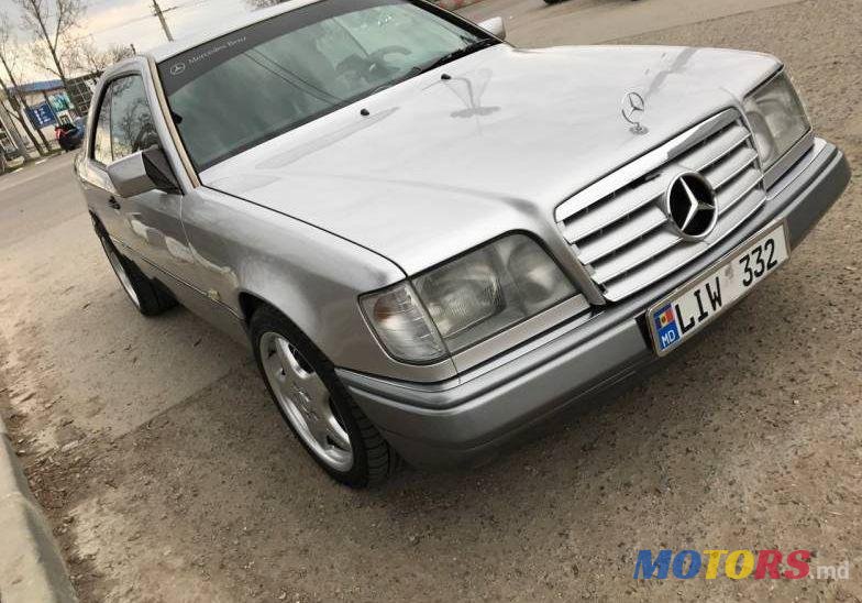 1994' Mercedes-Benz 124 photo #1