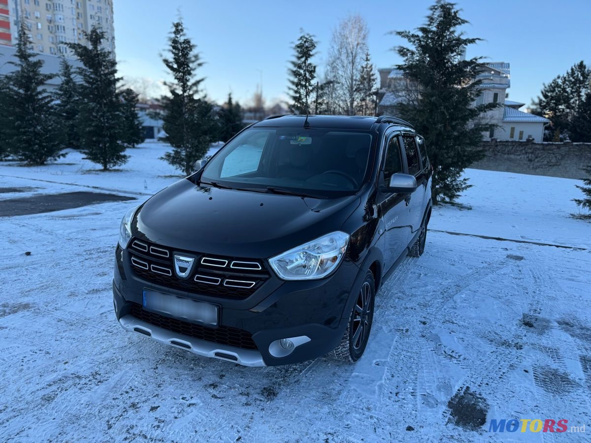 2017' Dacia Lodgy photo #1