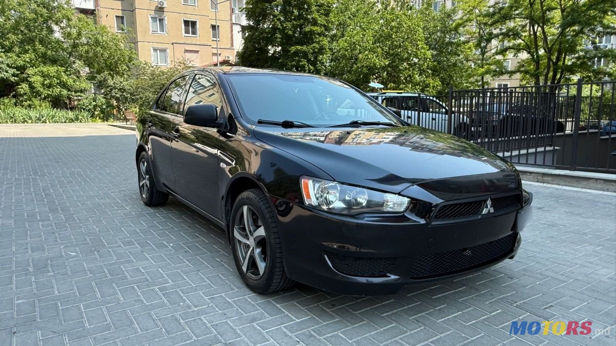 2011' Mitsubishi Lancer photo #3