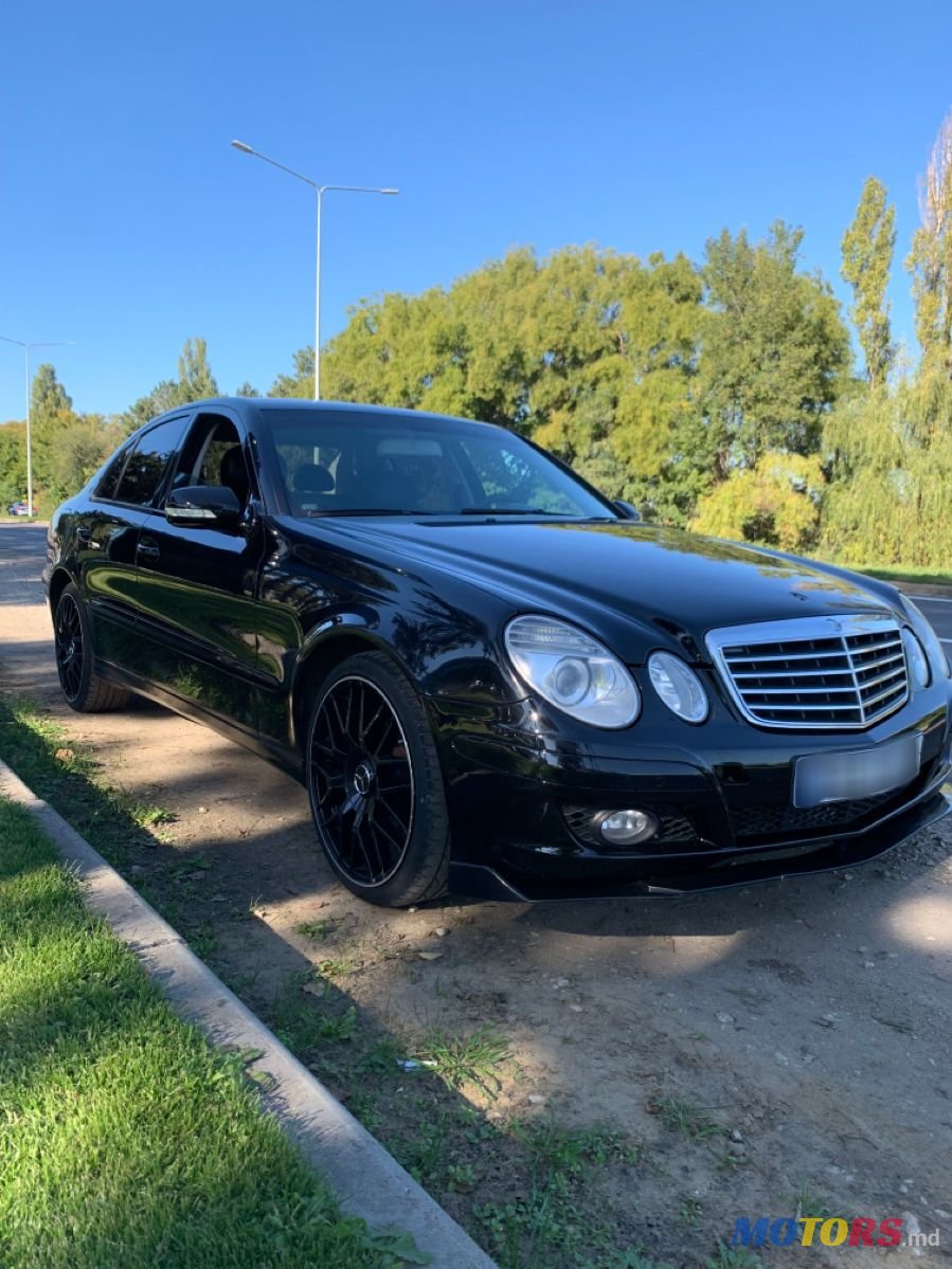 2007' Mercedes-Benz E-Class photo #2