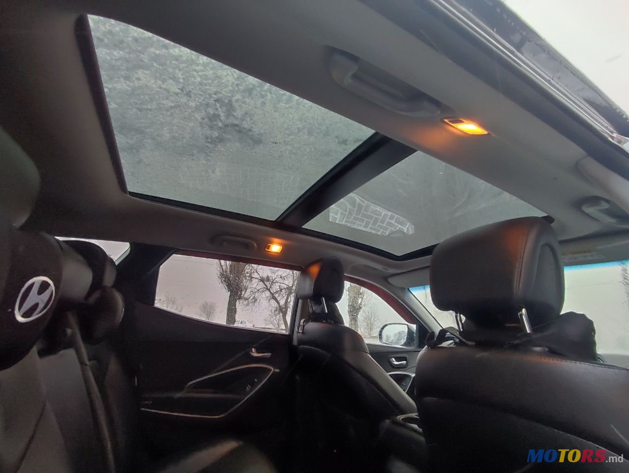 2015' Hyundai Santa Fe photo #2