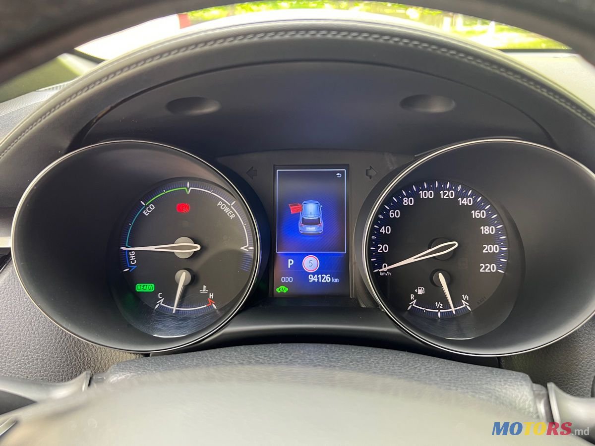 2018' Toyota C-HR photo #3