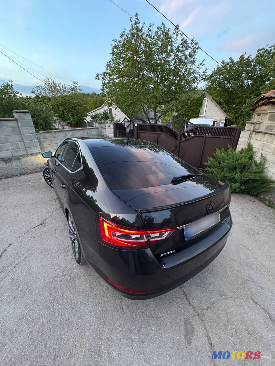 2016' Skoda Superb photo #4