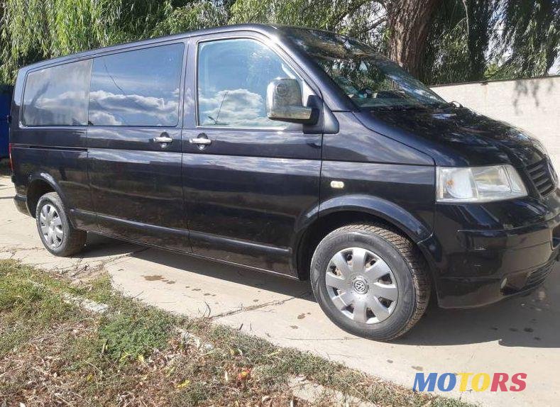 2004' Volkswagen Transporter photo #1