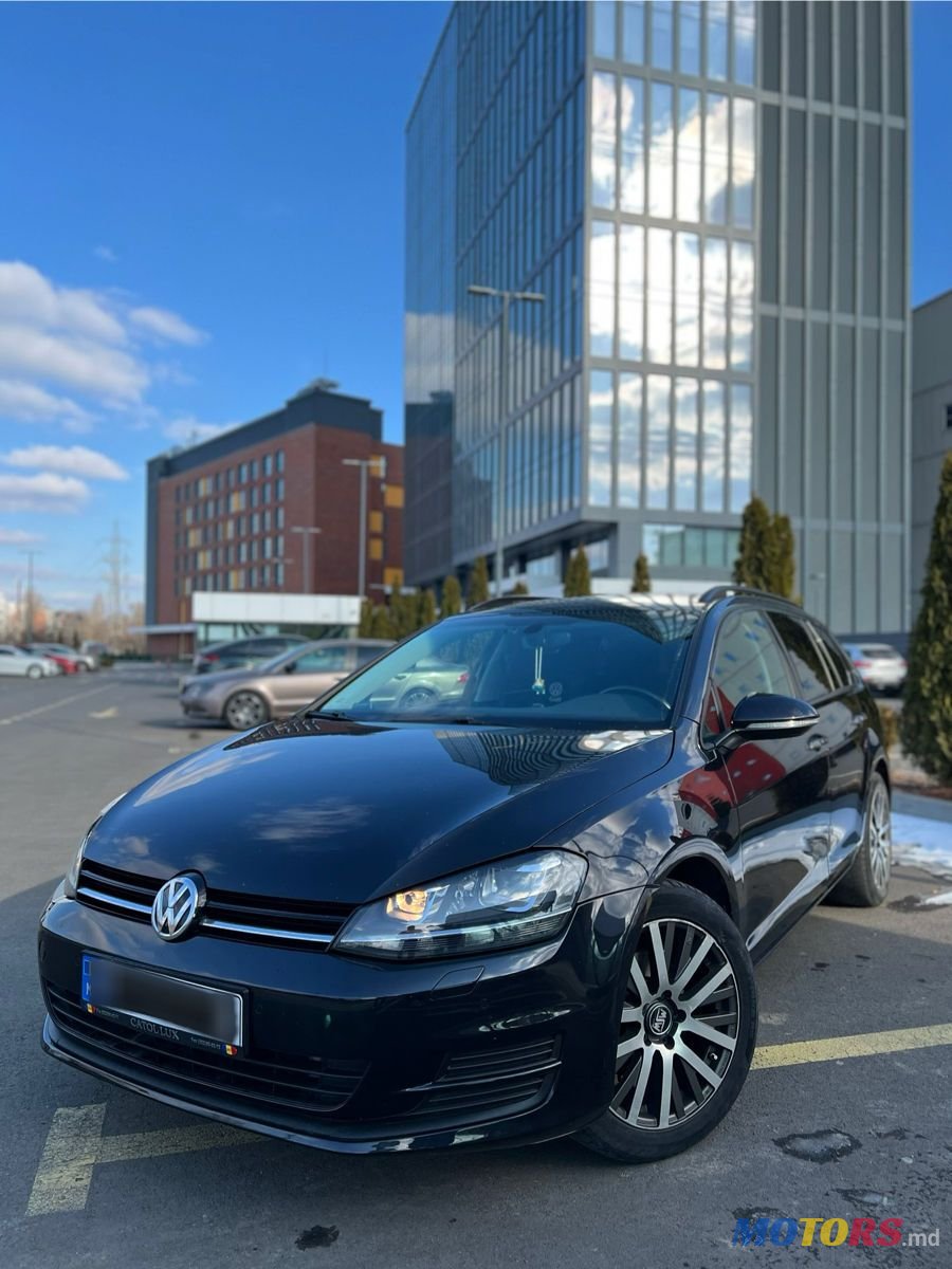 2016' Volkswagen Golf photo #3