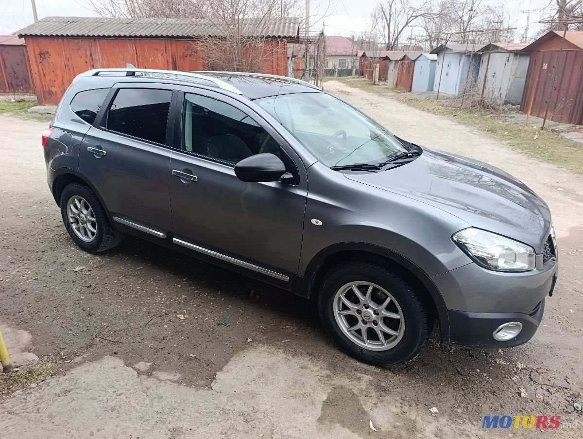 2011' Nissan Qashqai photo #2