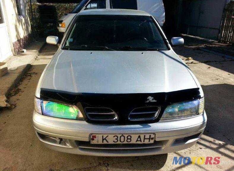 1998' Nissan Primera photo #1