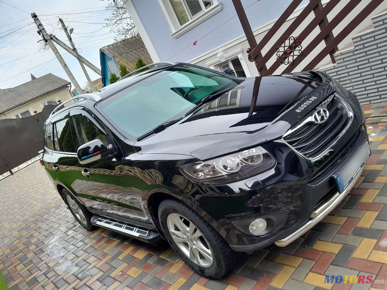 2011' Hyundai Santa Fe photo #1