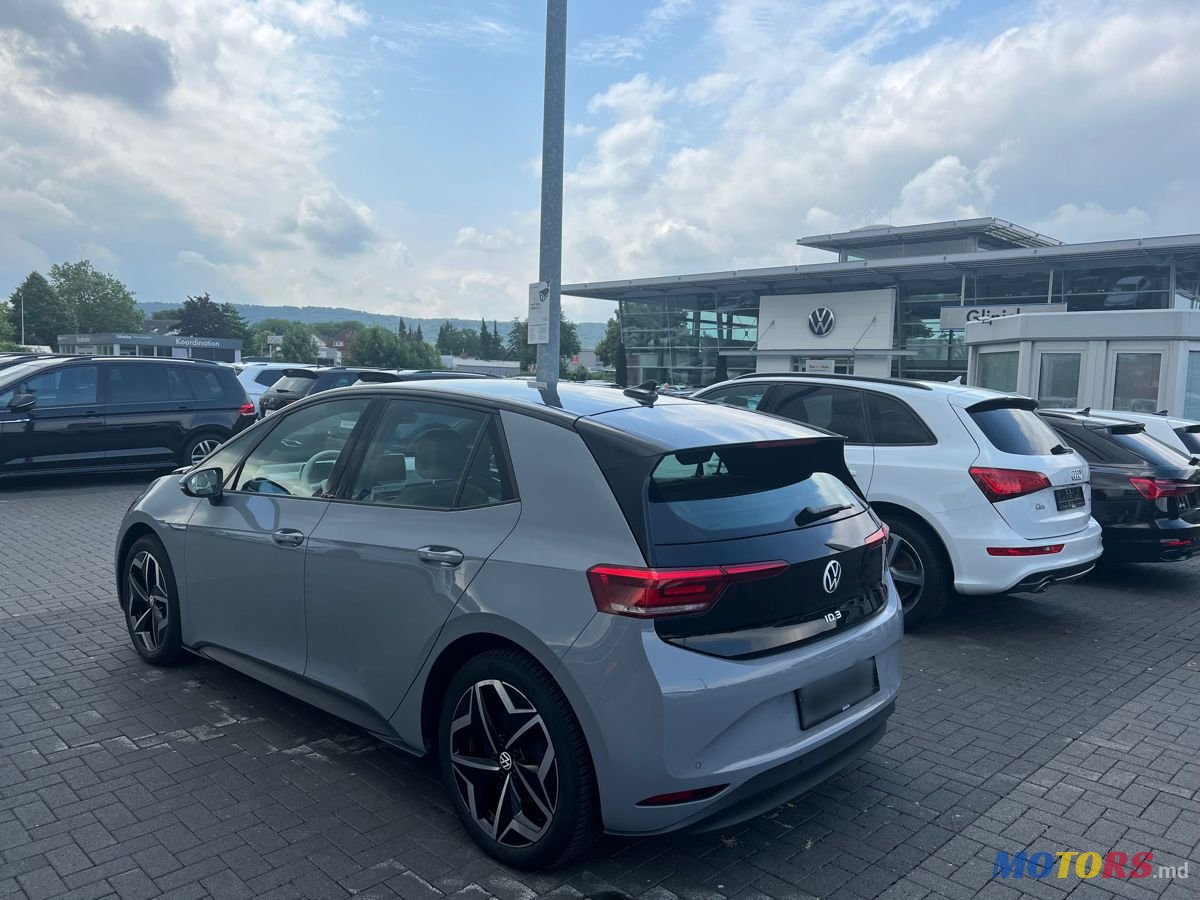 2021' Volkswagen ID.3 photo #3