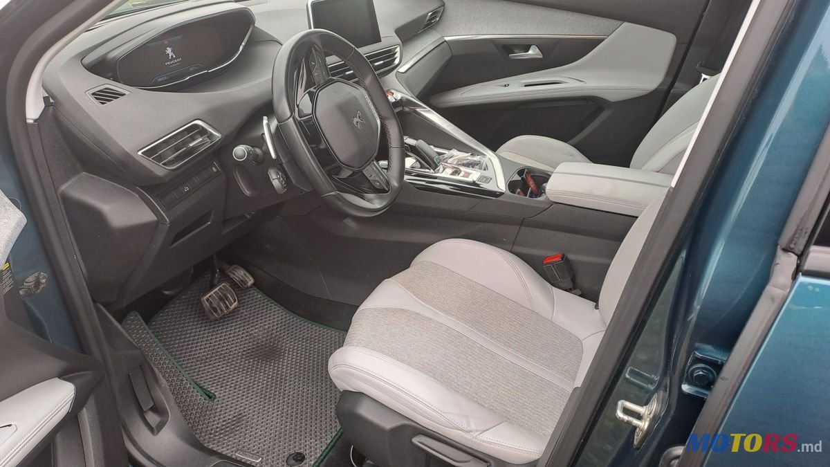 2020' Peugeot 5008 photo #5