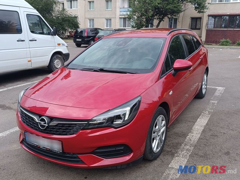 2020' Opel Astra photo #1