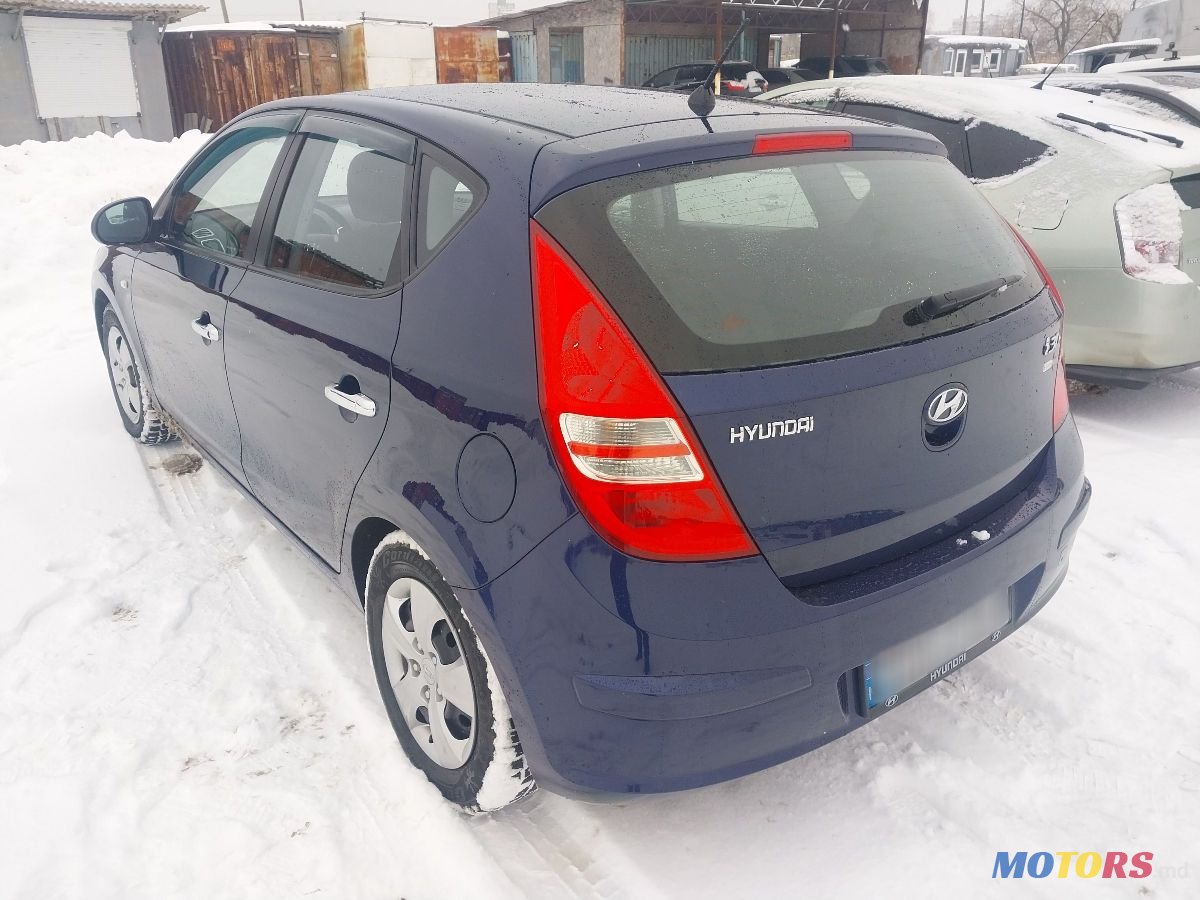 2010' Hyundai i30 photo #4