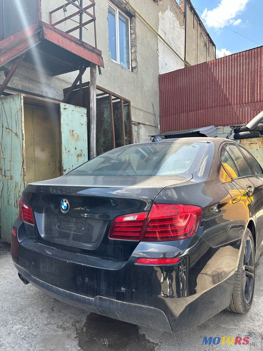 2016' BMW 5 Series photo #4