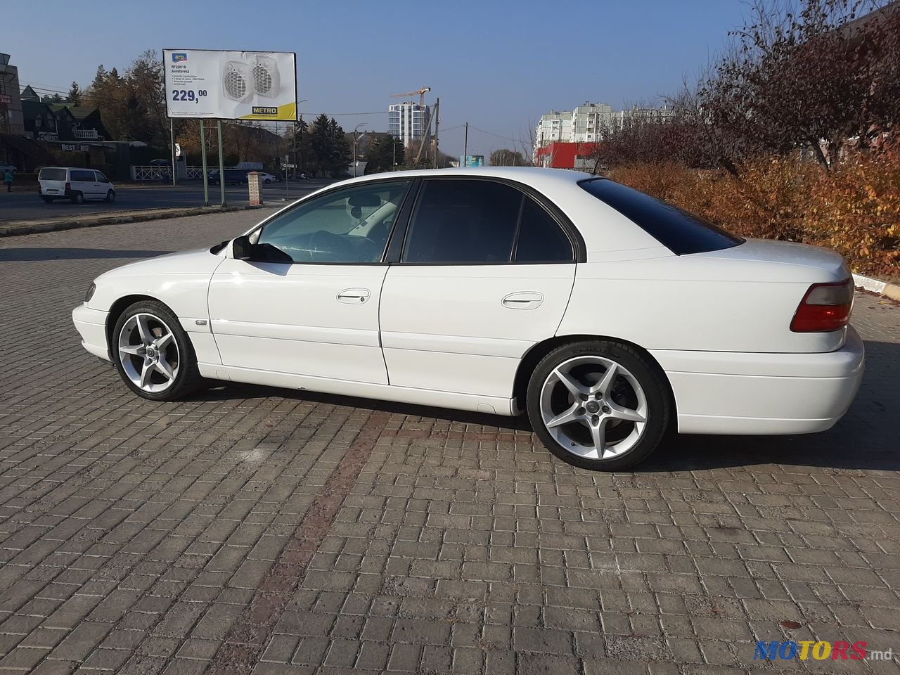 2002' Opel Omega photo #2