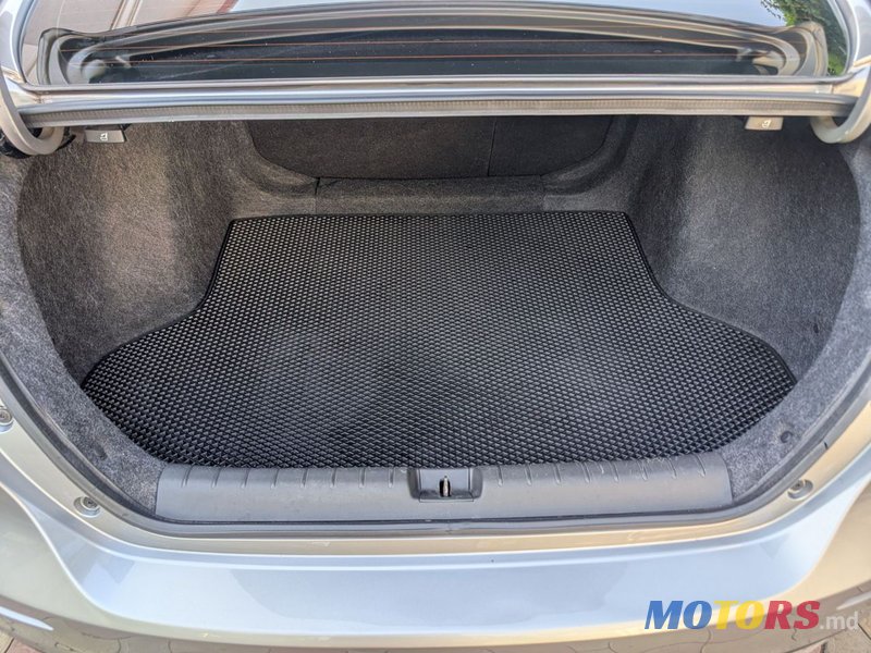 2020' Honda Insight photo #5