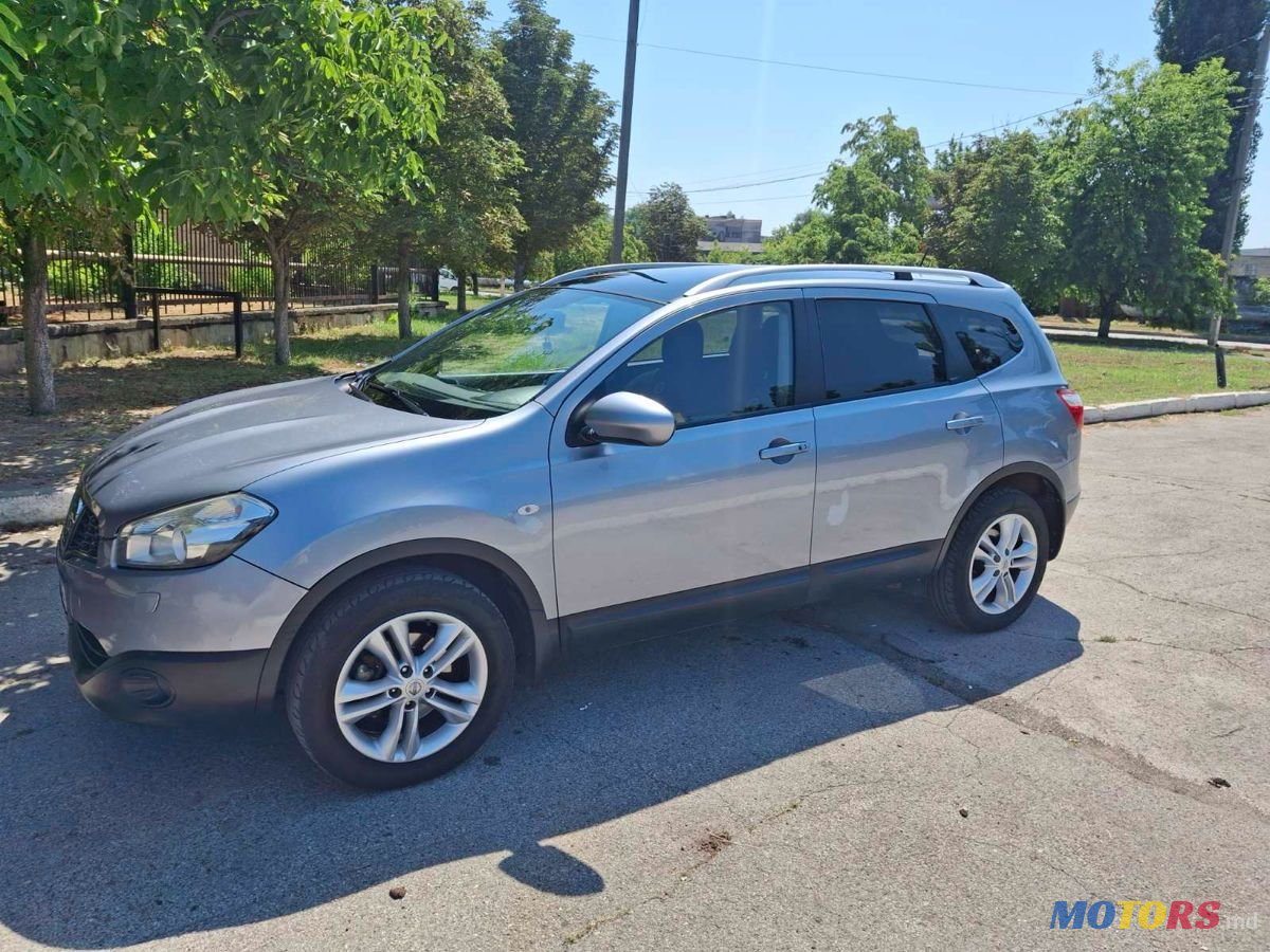 2011' Nissan Qashqai+2 photo #4