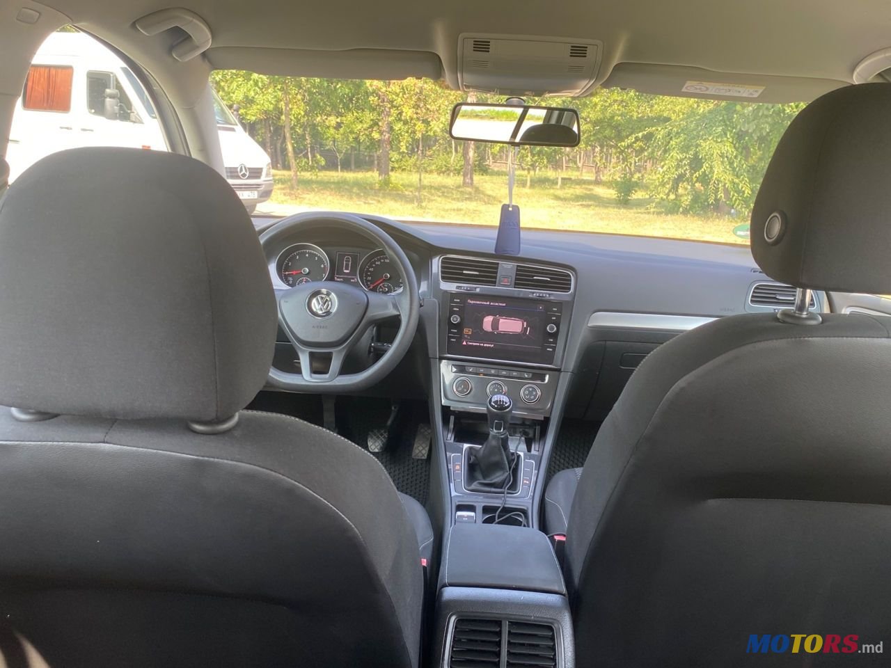 2018' Volkswagen Golf photo #1