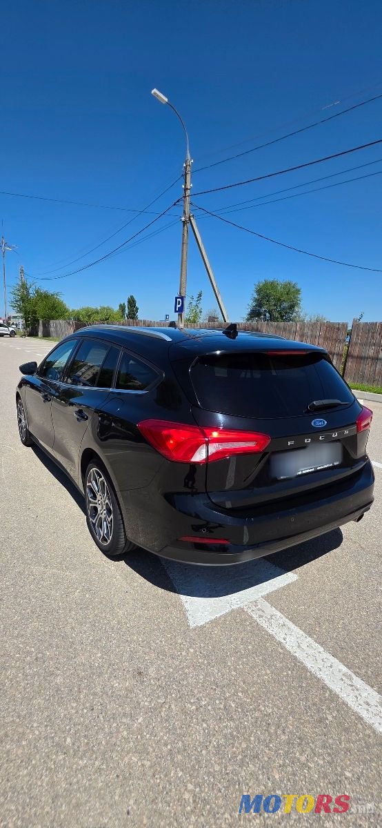 2019' Ford Focus photo #5