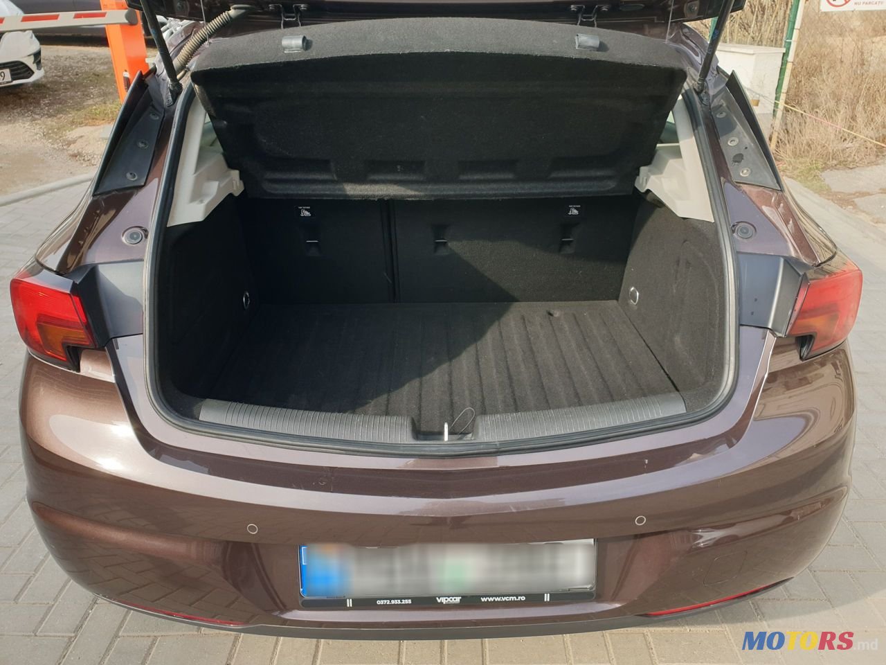 2016' Opel Astra photo #5