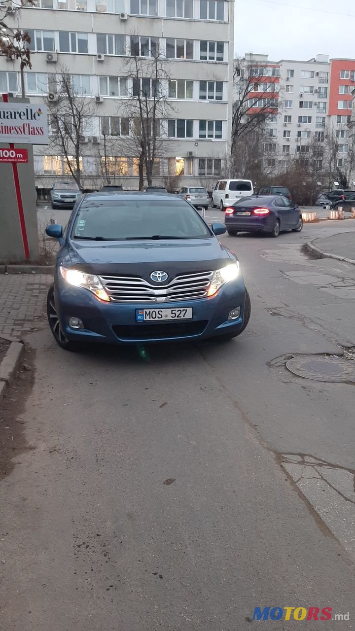 2009' Toyota Venza photo #2