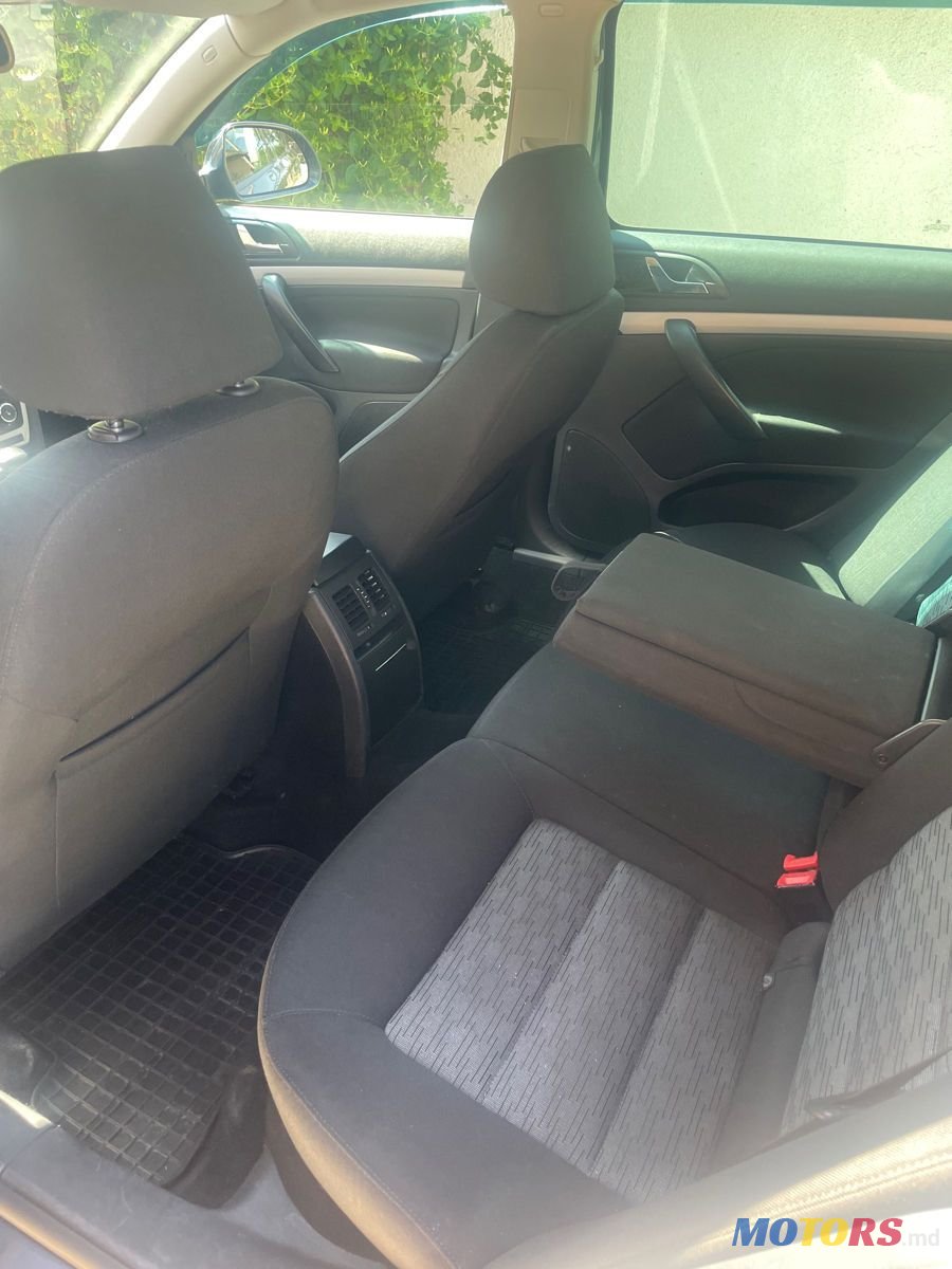 2009' Skoda Octavia photo #6