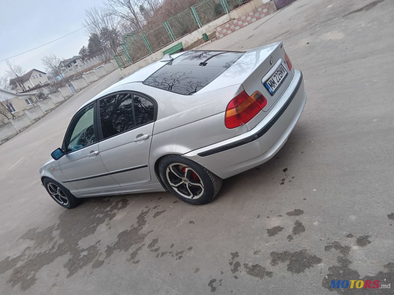 2003' BMW 3 Series photo #2