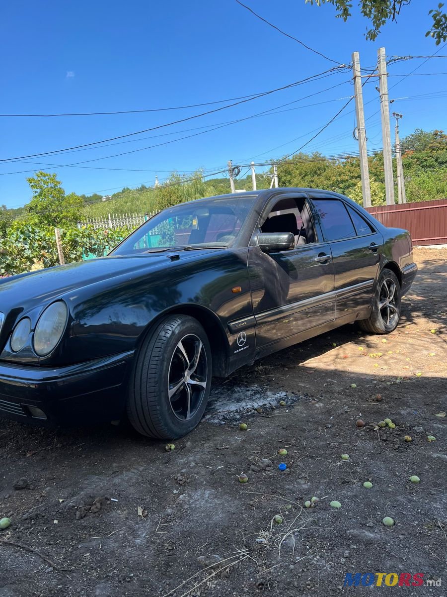 1998' Mercedes-Benz E-Class photo #1