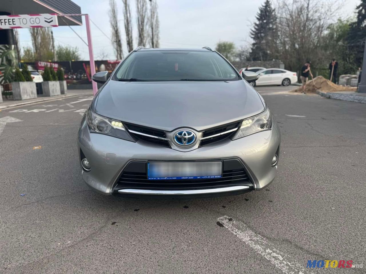 2014' Toyota Auris photo #1