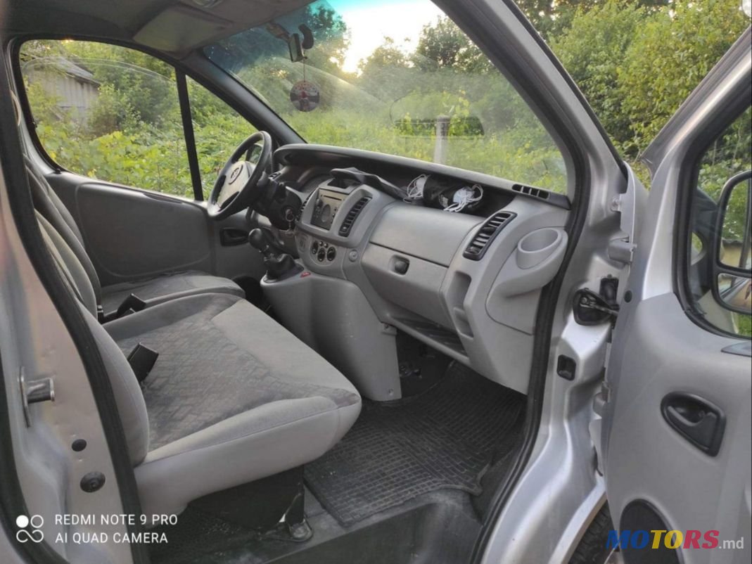 2006' Opel Vivaro photo #4