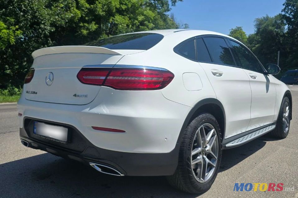 2018' Mercedes-Benz Glc Coupe photo #3