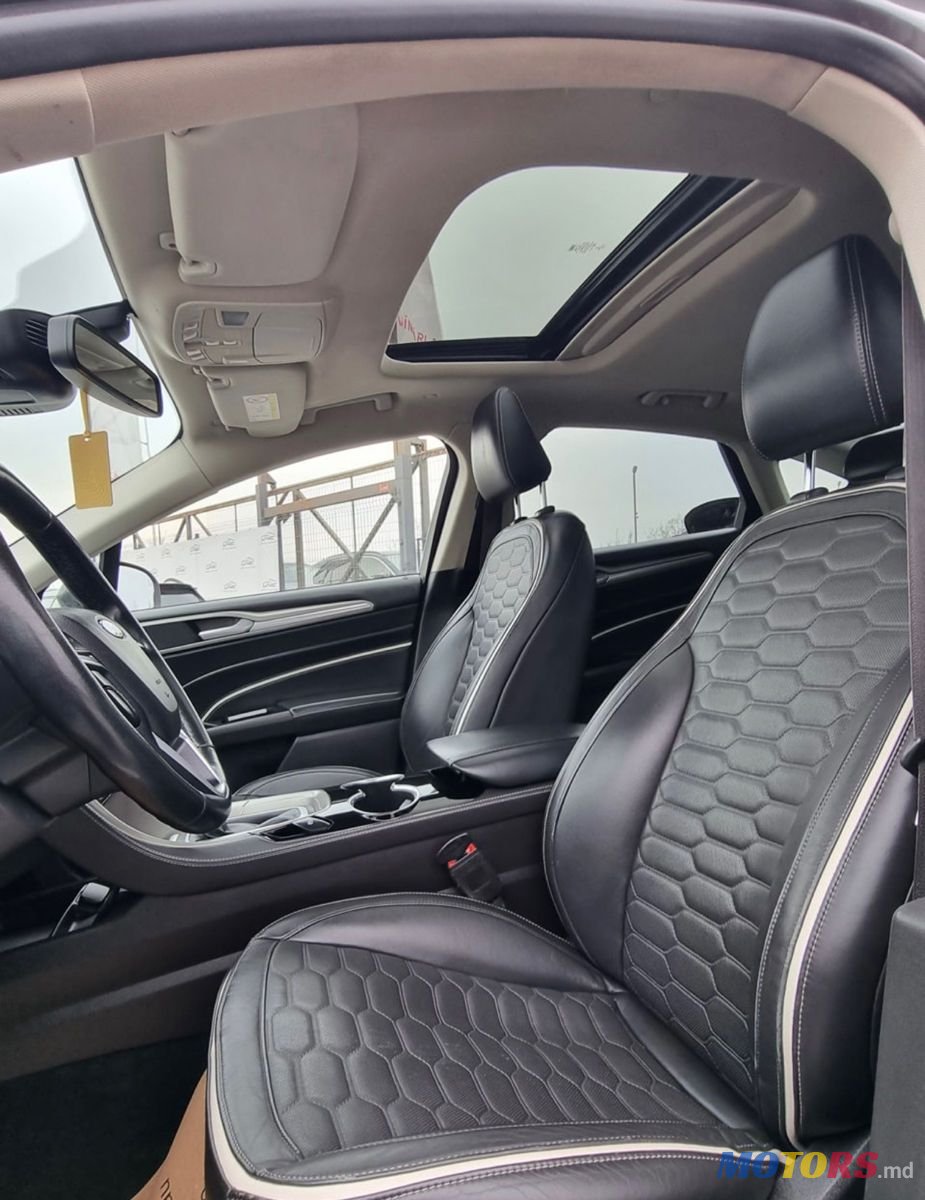 2018' Ford Mondeo photo #2