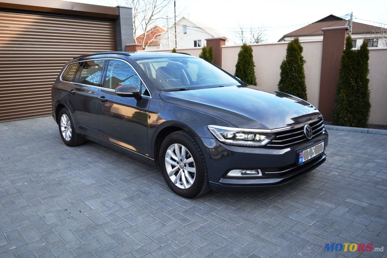 2016' Volkswagen Passat photo #1