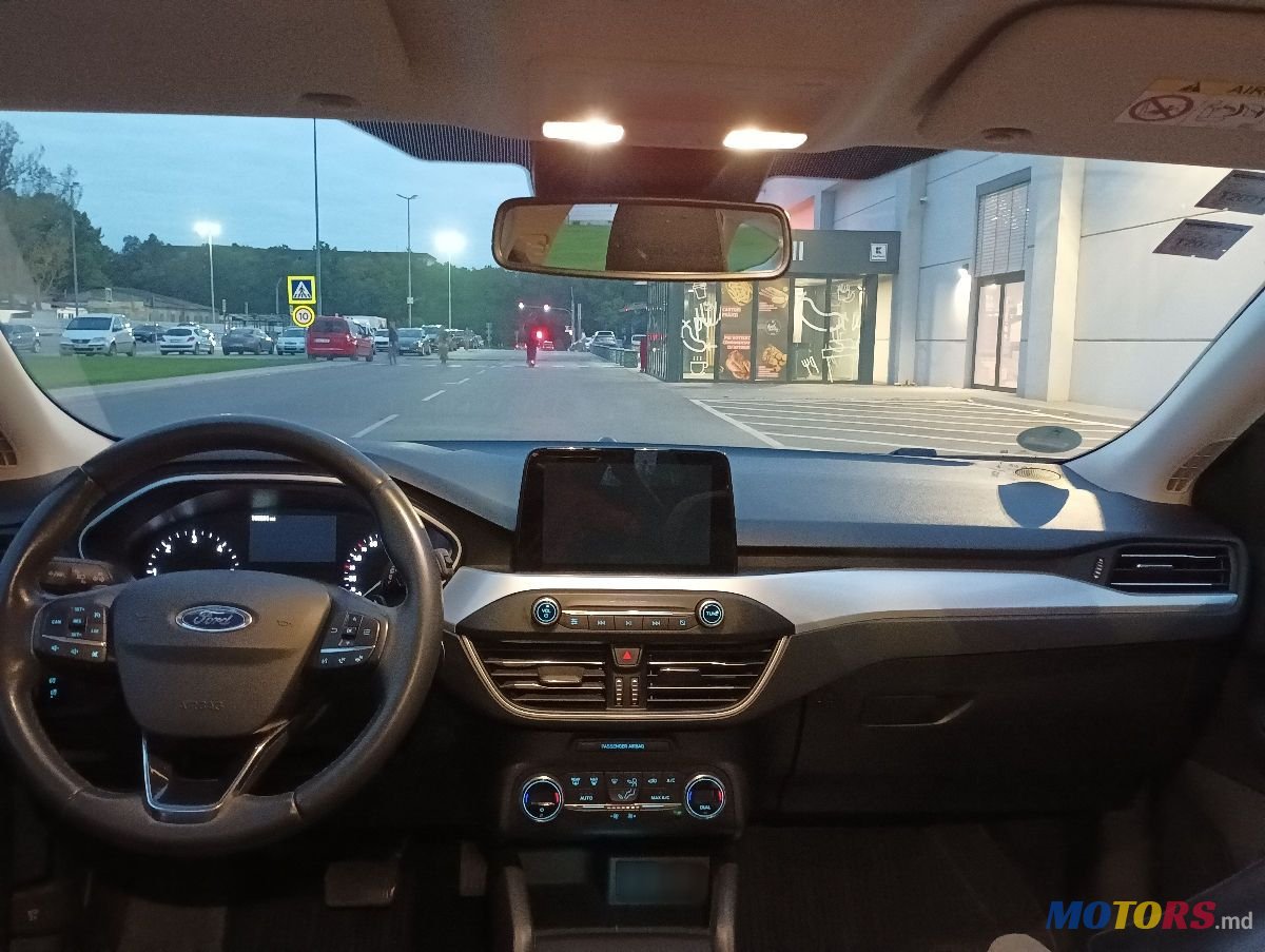 2019' Ford Focus photo #2