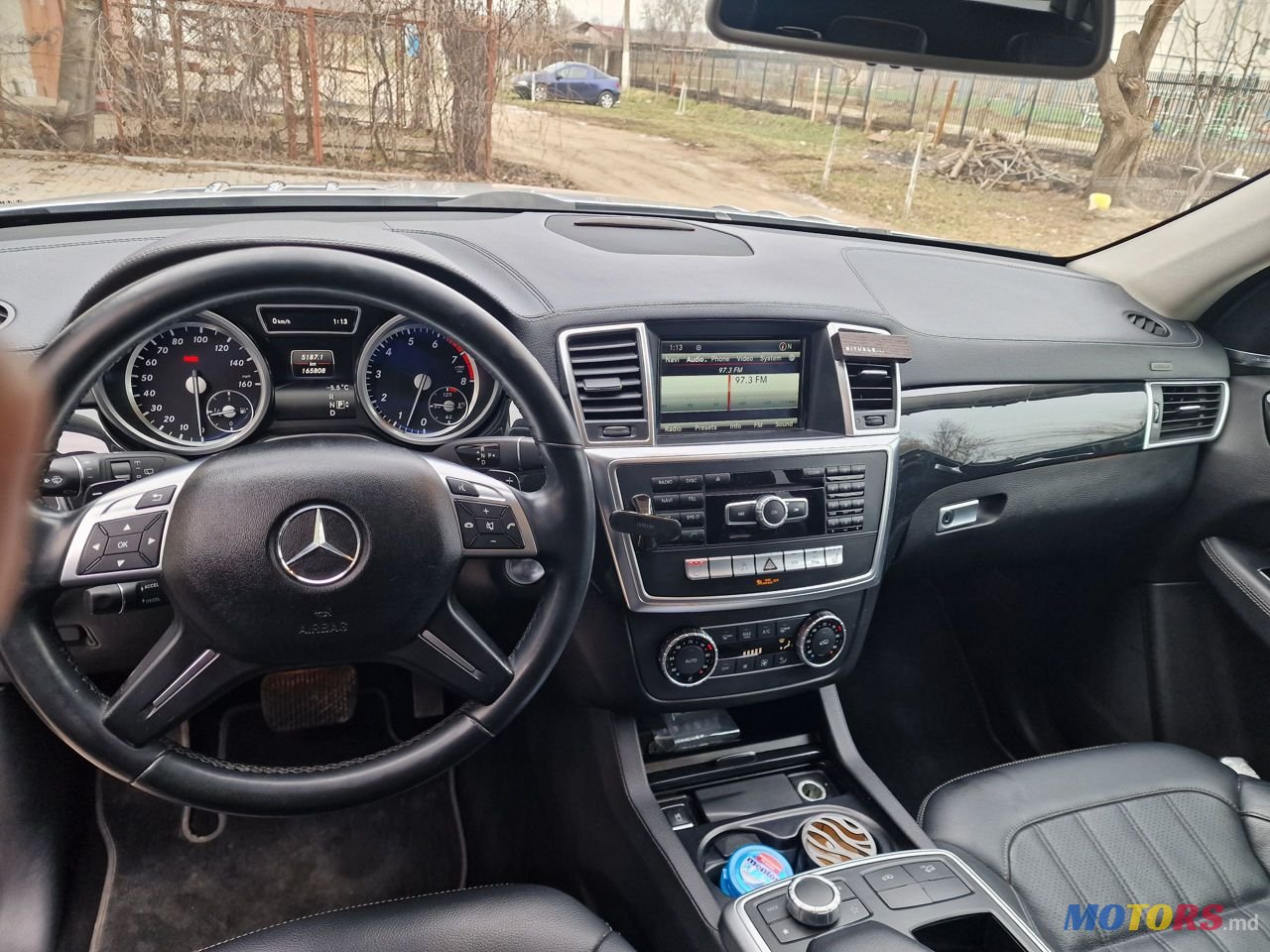 2015' Mercedes-Benz GL-Class photo #6