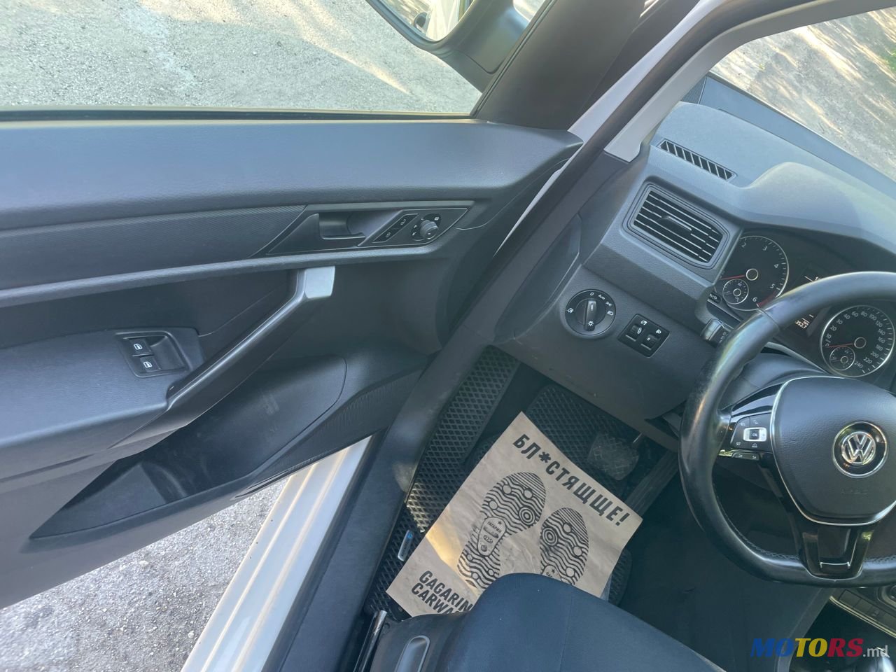 2016' Volkswagen Caddy photo #3