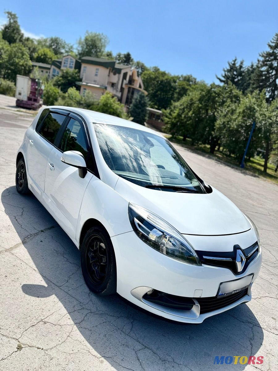 2012' Renault Scenic photo #1