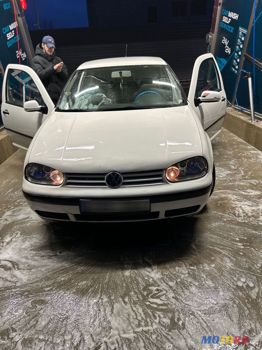 1999' Volkswagen Golf photo #3