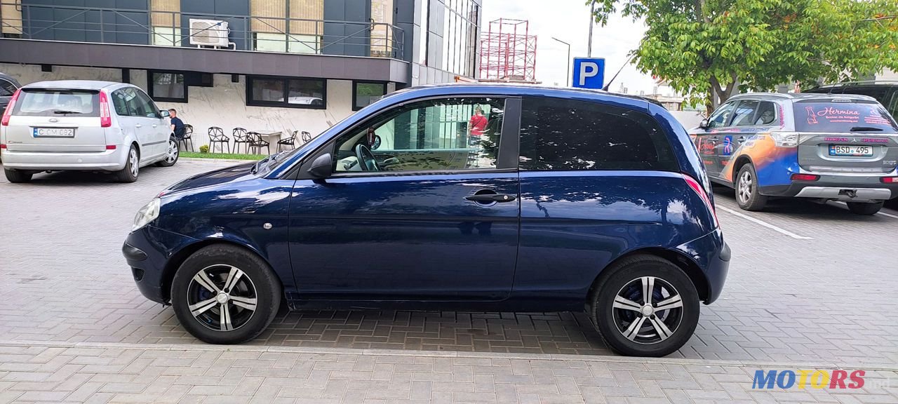 2003' Lancia Ypsilon photo #5