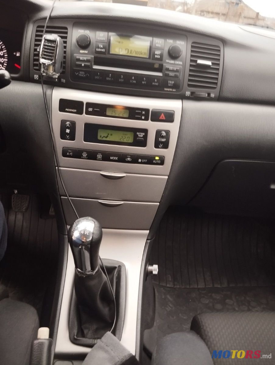 2005' Toyota Corolla photo #5