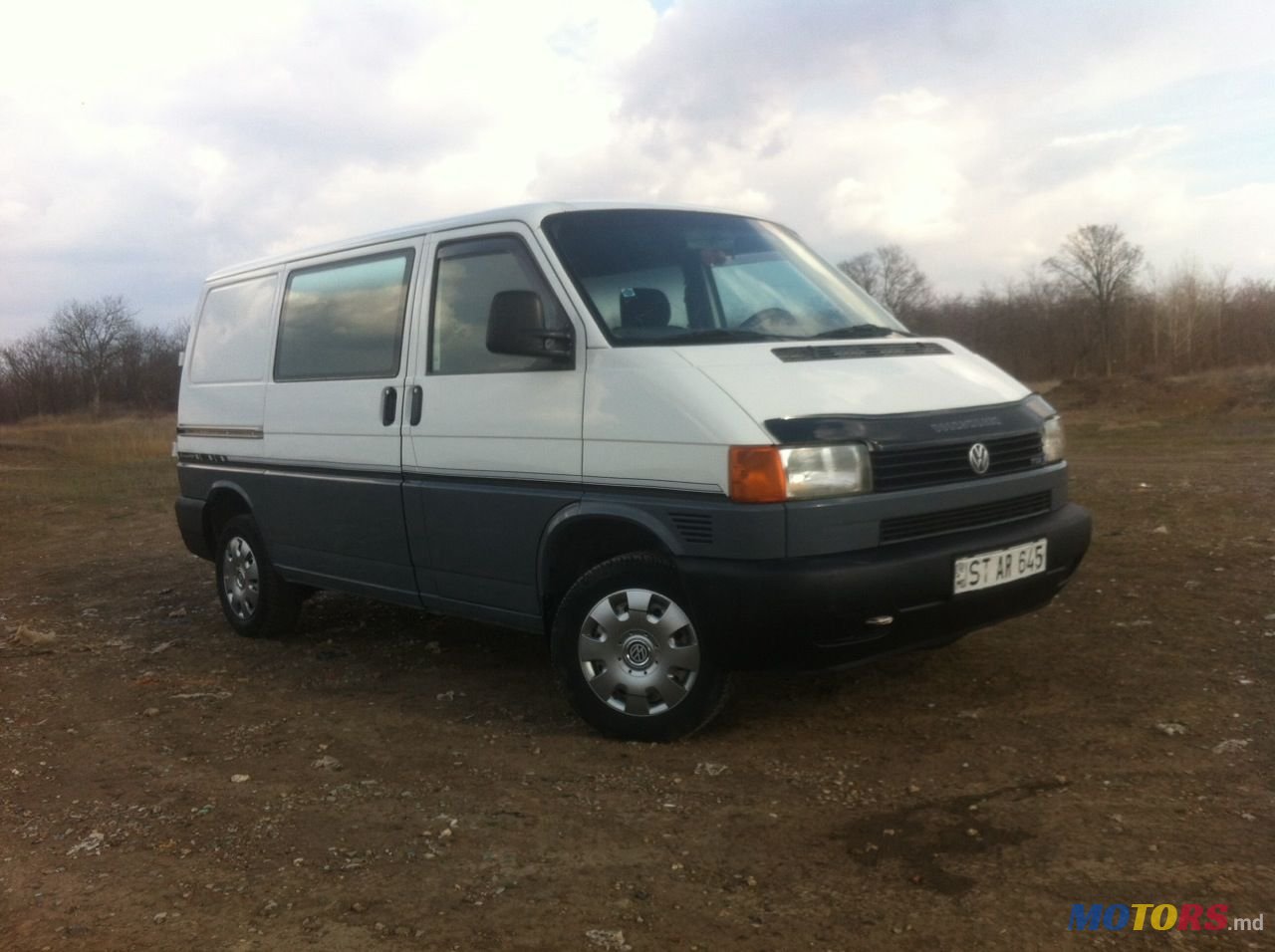 2002' Volkswagen photo #1