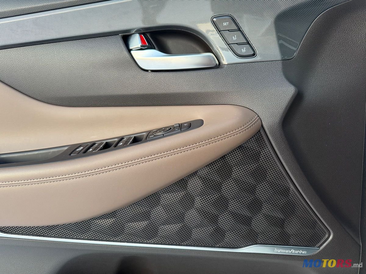 2023' Hyundai Santa Fe photo #4