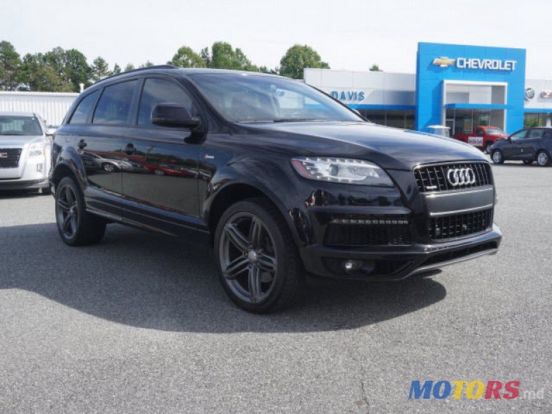 2013' Audi Q7 photo #1